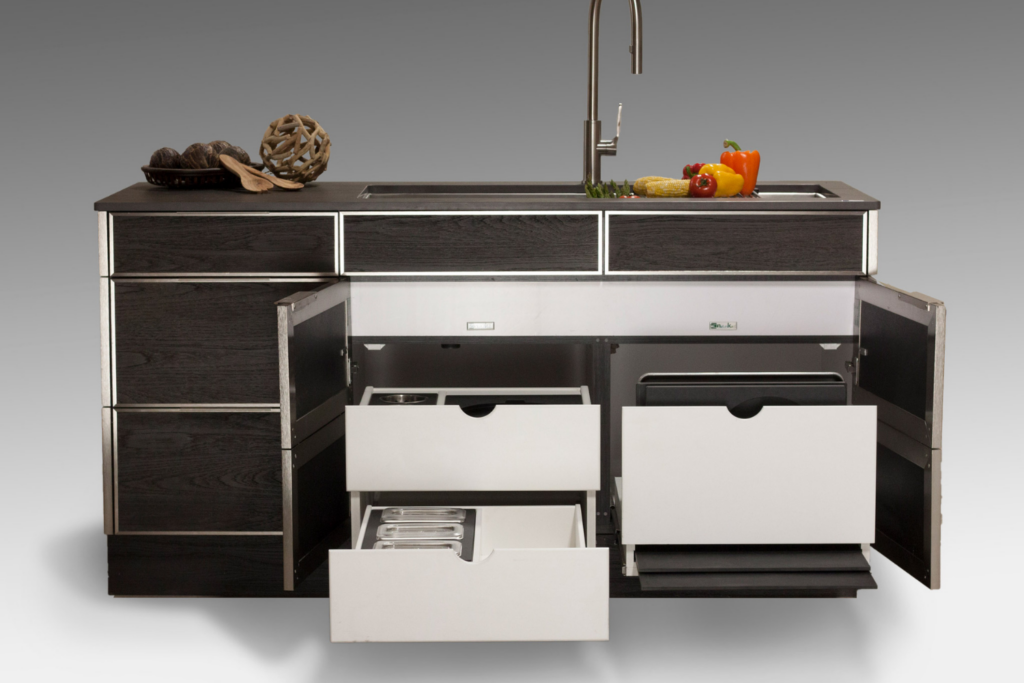 Luxe-Home-Douglah-Designs-Lafayette-CA-Galley-Workstation-Outdoor-Kitchen-Luxury-Entertaining