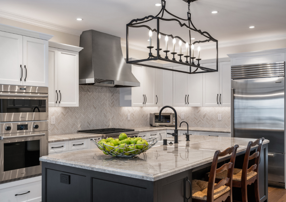 douglah-designs-lafayette-ca-before-and-after-renovation-danville-updtaed-kitchen-with-white-cabinetry