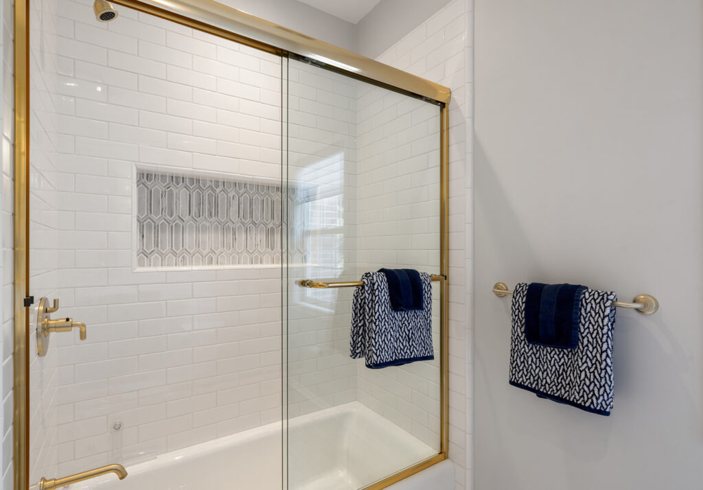 lafayette-traditional-bathroom-shower-renovation