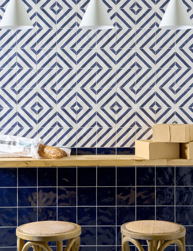 Luxe Home Akdo Elegant Ceramic Tiles
