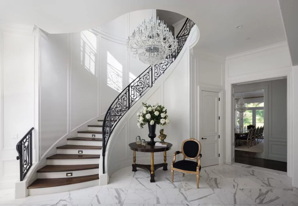 Parisian Elegant Alamo Entry Interior Design